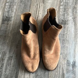 Clarks Chelsea Boots size 10